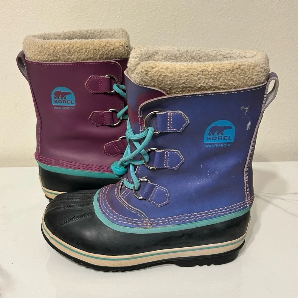 Sorel Yoot Pac Waterproof Leather Boots Youth Size‎ 4 Purple and Blue